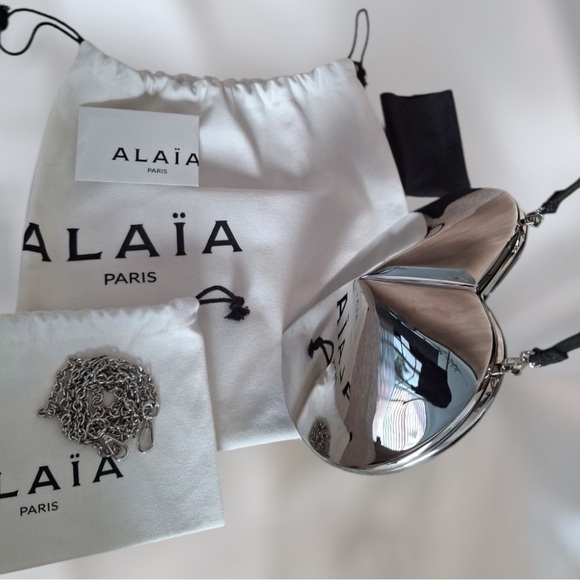 Limited Edition ALAIA Le Coeur Minaudière Heart Clutch Metal Silver - Picture 3 of 16